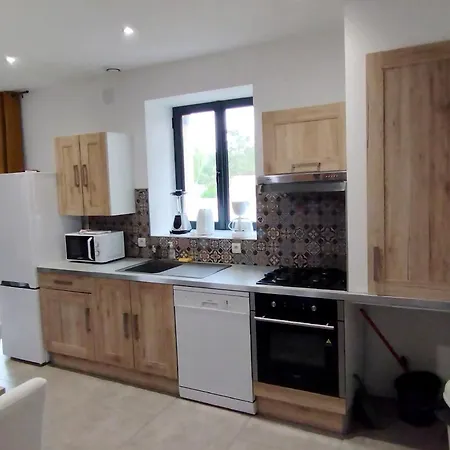 度假居 L'abaca 23 *